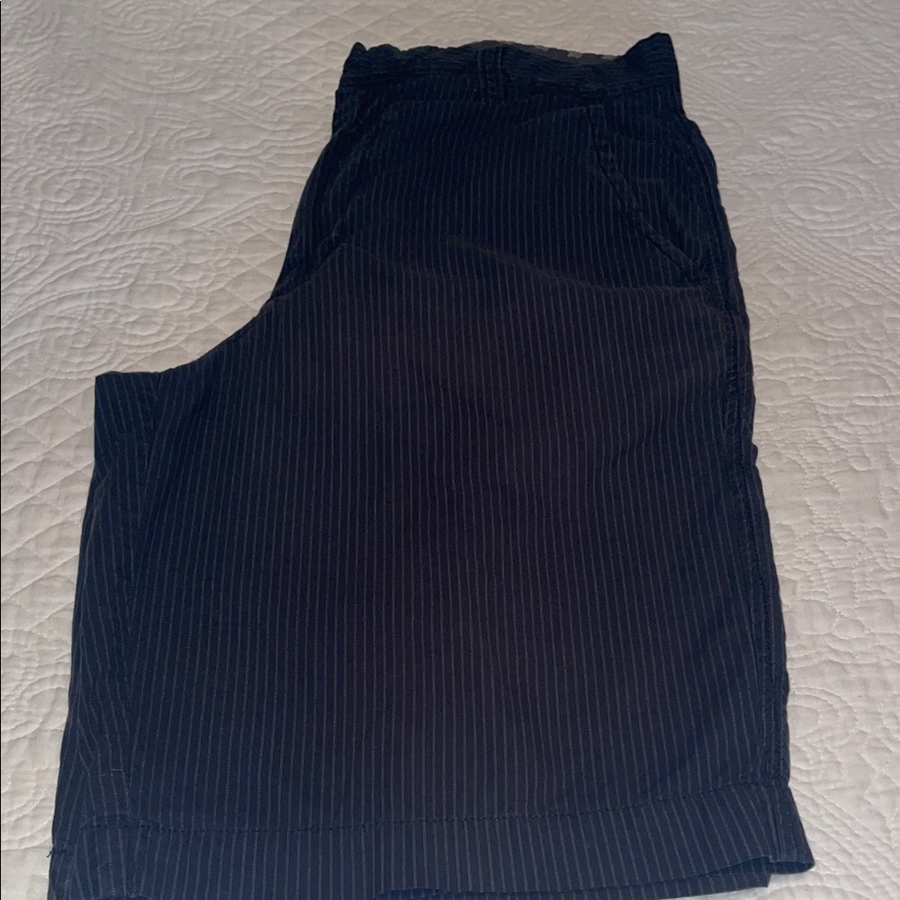 Banana Republic Blue w Gray Pinstripe Bermuda Shorts.  Cotton.